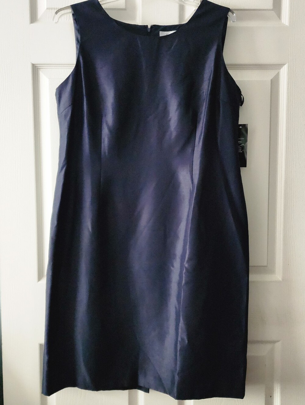 Le Suit Women's Navy Blue Jacket And Dress. - Picture 5 of 16